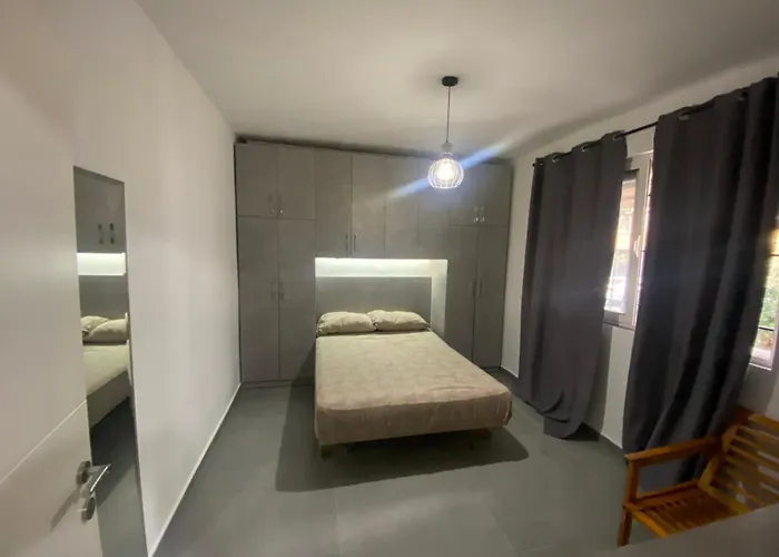 The Cozy Nest - Minimal & Apartmán Tirana