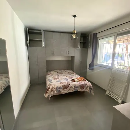 The Cozy Nest - Minimal & * Tiran