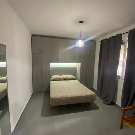 The Cozy Nest - Minimal & Appartamento Tirana