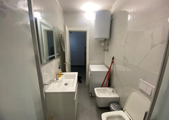 The Cozy Nest - Minimal & * Tirana